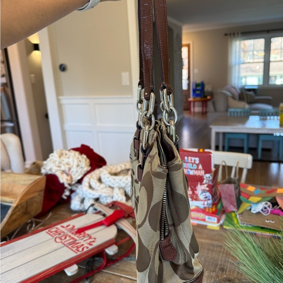 GUC Authentic Coach Purse - Picture 3 of 9